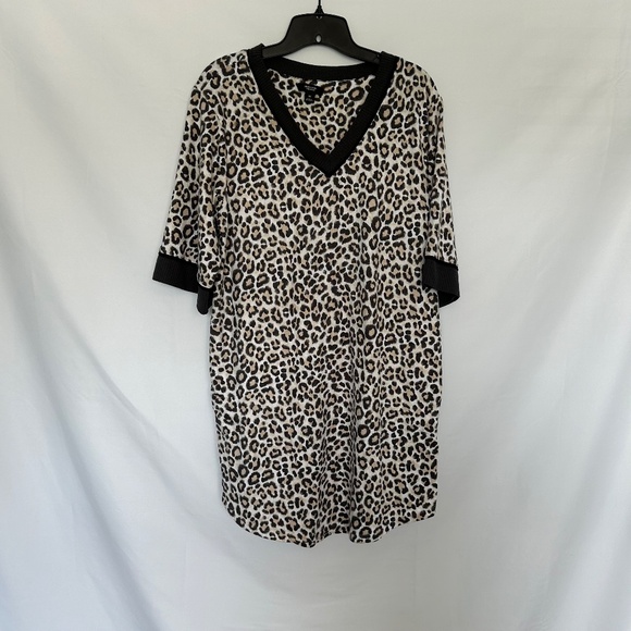 Simply Vera Vera Wang Leopard Print Knit Dress - Picture 1 of 7
